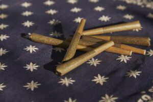 joint, pre roll, tobacco-6567833.jpg